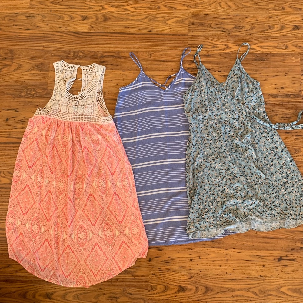Sun dress size small bundle of 3